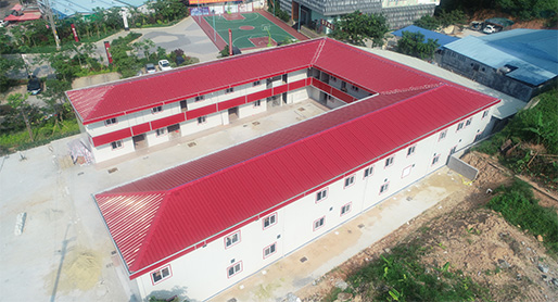 πολυτελές προκατασκευασμένο σπίτι T γύρω από το κτίριο γραφείων